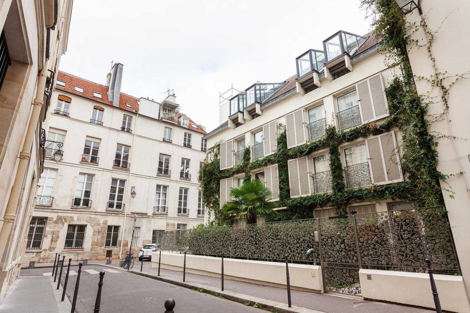Guestready - Spacious Apartment In The Heart Of The Marais París Exterior foto